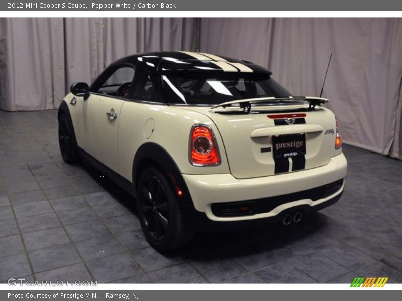 Pepper White / Carbon Black 2012 Mini Cooper S Coupe