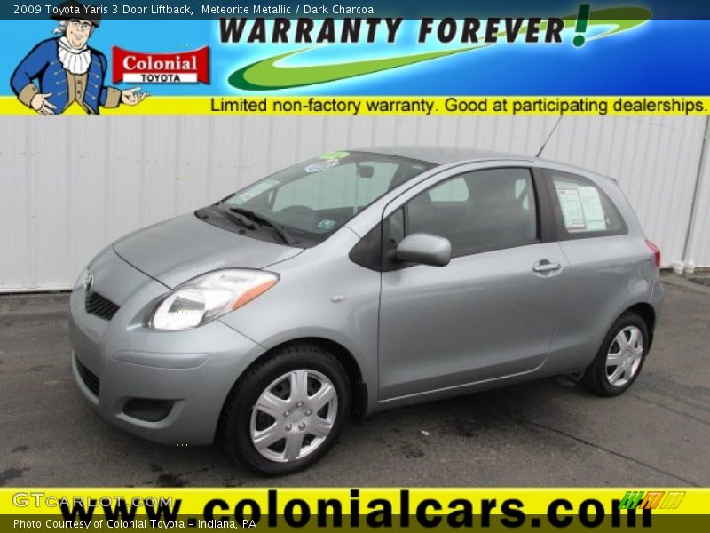 Meteorite Metallic / Dark Charcoal 2009 Toyota Yaris 3 Door Liftback