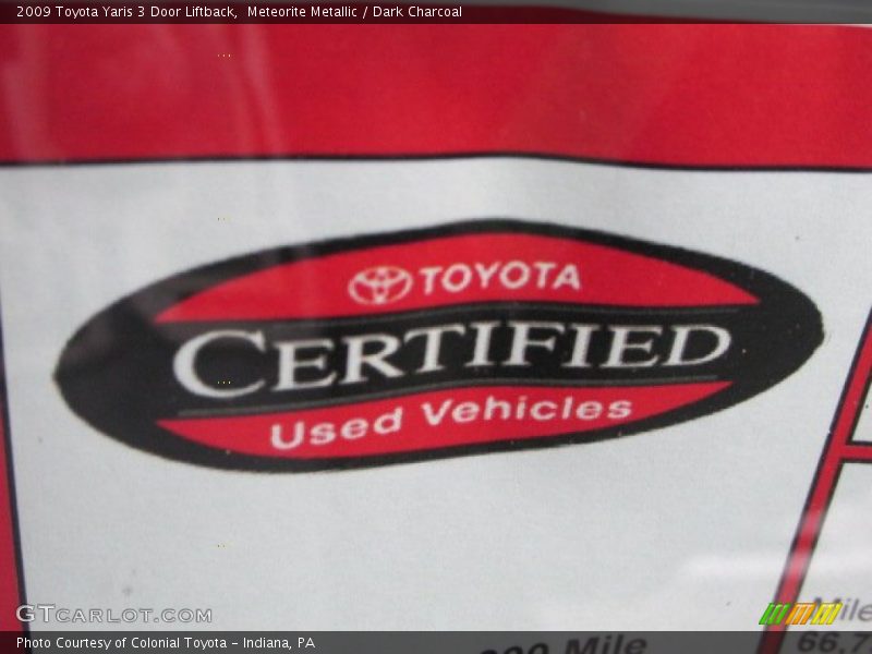 Meteorite Metallic / Dark Charcoal 2009 Toyota Yaris 3 Door Liftback