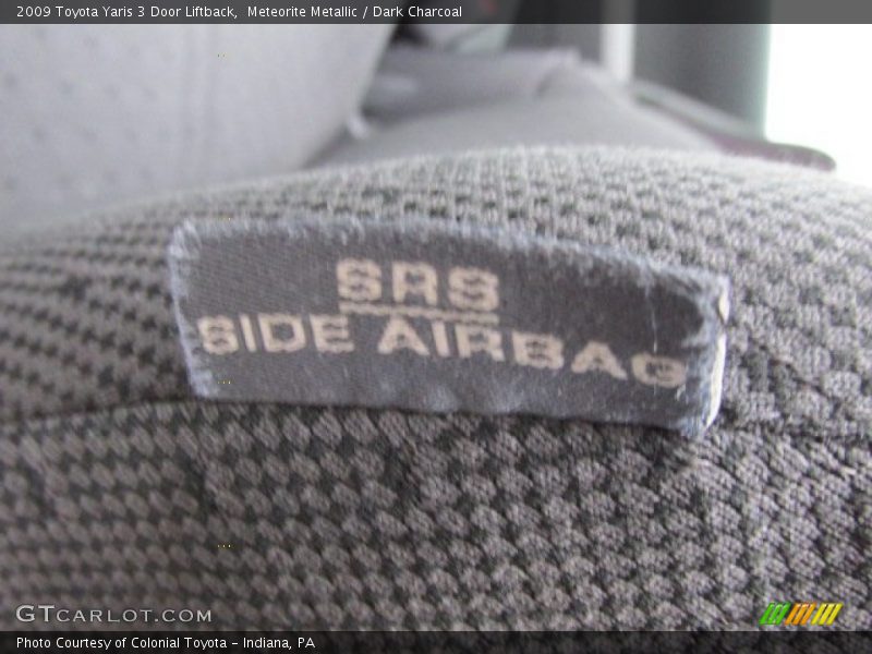 Meteorite Metallic / Dark Charcoal 2009 Toyota Yaris 3 Door Liftback