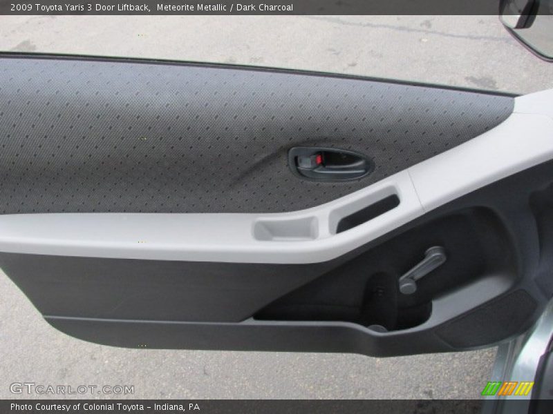 Door Panel of 2009 Yaris 3 Door Liftback