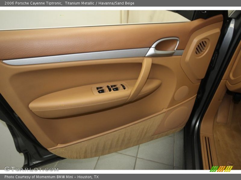 Titanium Metallic / Havanna/Sand Beige 2006 Porsche Cayenne Tiptronic