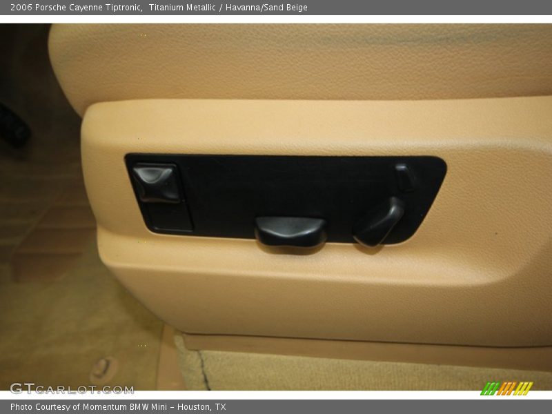 Titanium Metallic / Havanna/Sand Beige 2006 Porsche Cayenne Tiptronic