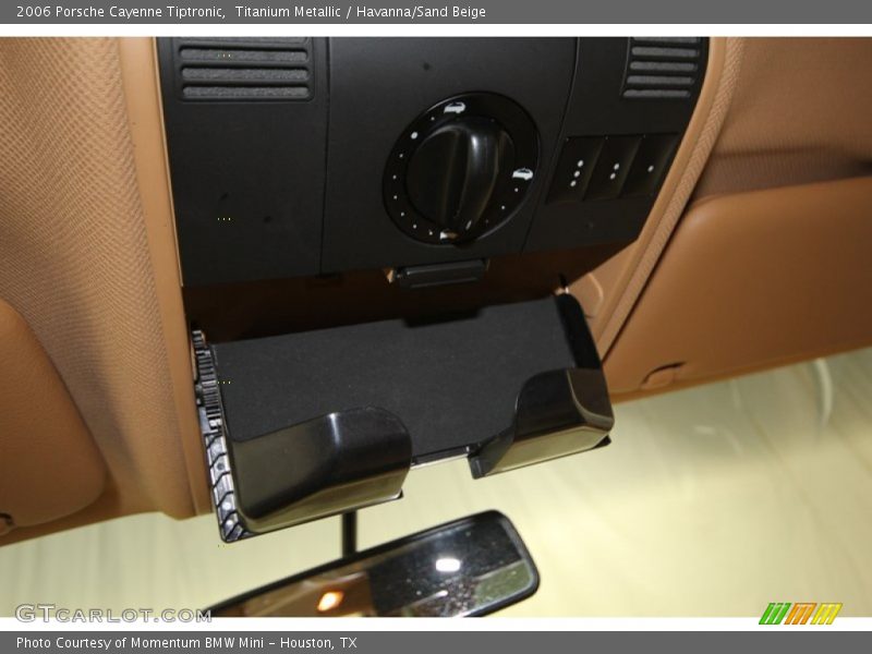 Titanium Metallic / Havanna/Sand Beige 2006 Porsche Cayenne Tiptronic