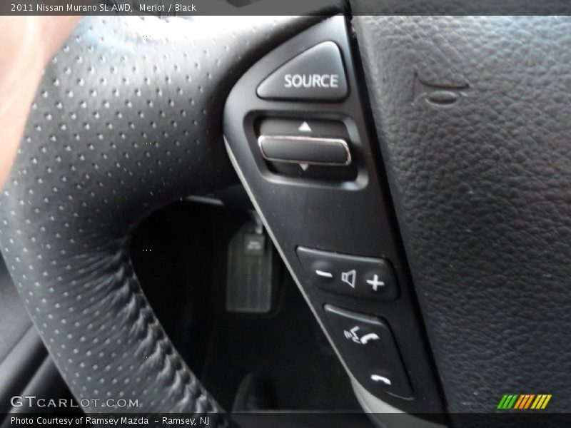 Merlot / Black 2011 Nissan Murano SL AWD