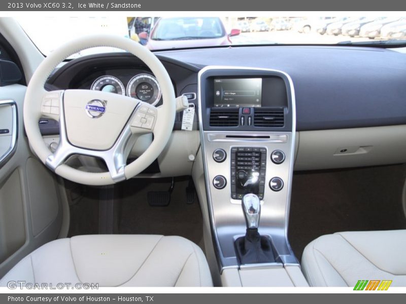 Ice White / Sandstone 2013 Volvo XC60 3.2