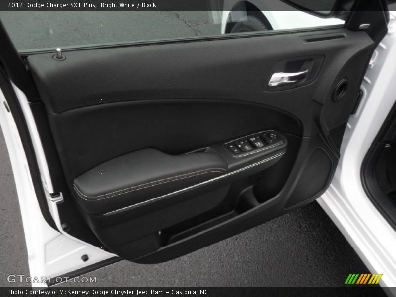 Bright White / Black 2012 Dodge Charger SXT Plus