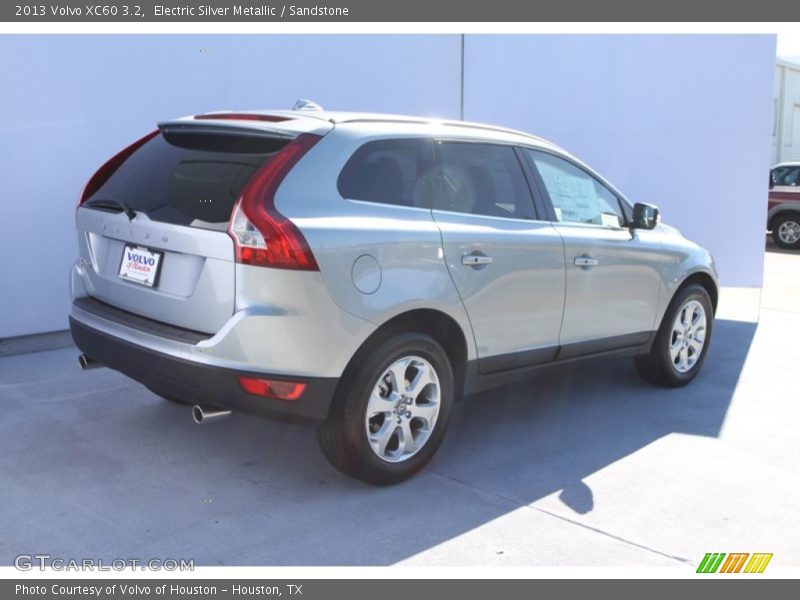 Electric Silver Metallic / Sandstone 2013 Volvo XC60 3.2