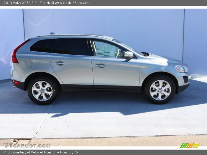 Electric Silver Metallic / Sandstone 2013 Volvo XC60 3.2