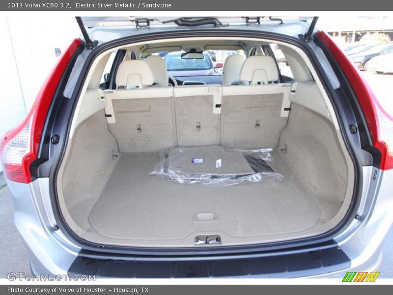 Electric Silver Metallic / Sandstone 2013 Volvo XC60 3.2