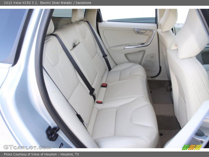 Electric Silver Metallic / Sandstone 2013 Volvo XC60 3.2