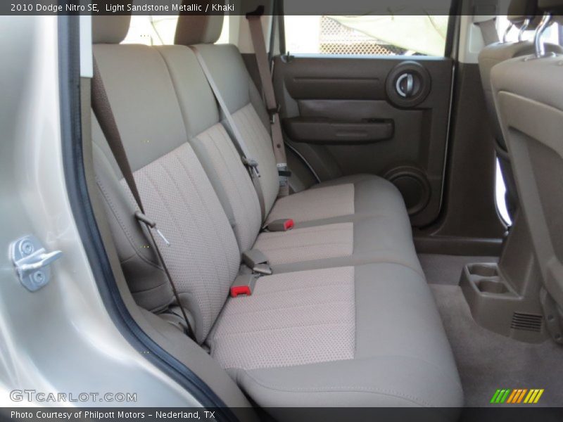 Light Sandstone Metallic / Khaki 2010 Dodge Nitro SE