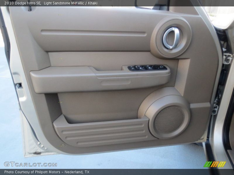 Light Sandstone Metallic / Khaki 2010 Dodge Nitro SE