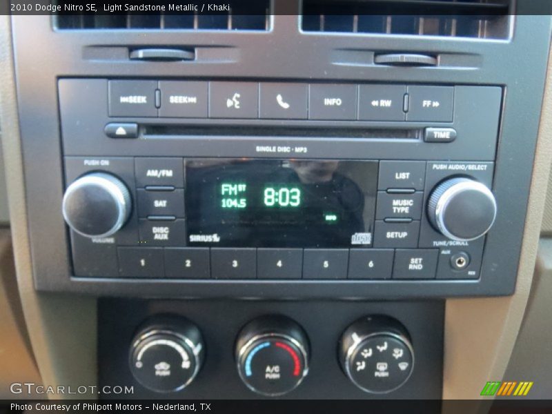 Light Sandstone Metallic / Khaki 2010 Dodge Nitro SE