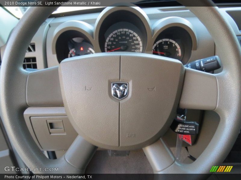 Light Sandstone Metallic / Khaki 2010 Dodge Nitro SE