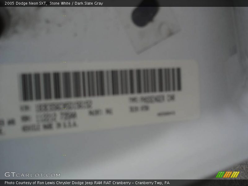 Stone White / Dark Slate Gray 2005 Dodge Neon SXT