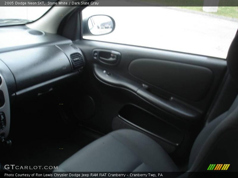 Stone White / Dark Slate Gray 2005 Dodge Neon SXT