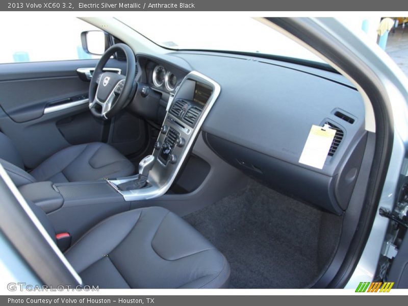 Electric Silver Metallic / Anthracite Black 2013 Volvo XC60 3.2