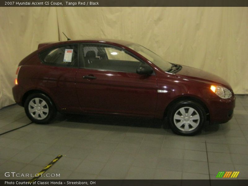 Tango Red / Black 2007 Hyundai Accent GS Coupe