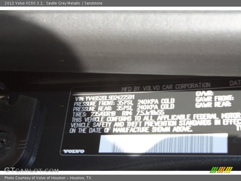 Saville Grey Metallic / Sandstone 2013 Volvo XC60 3.2