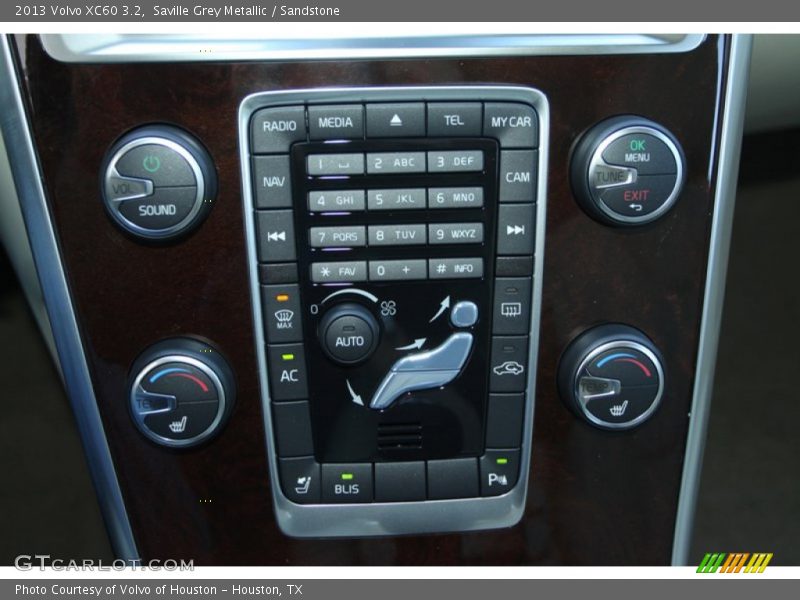 Saville Grey Metallic / Sandstone 2013 Volvo XC60 3.2