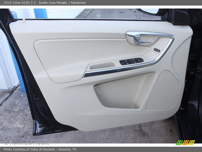 Saville Grey Metallic / Sandstone 2013 Volvo XC60 3.2