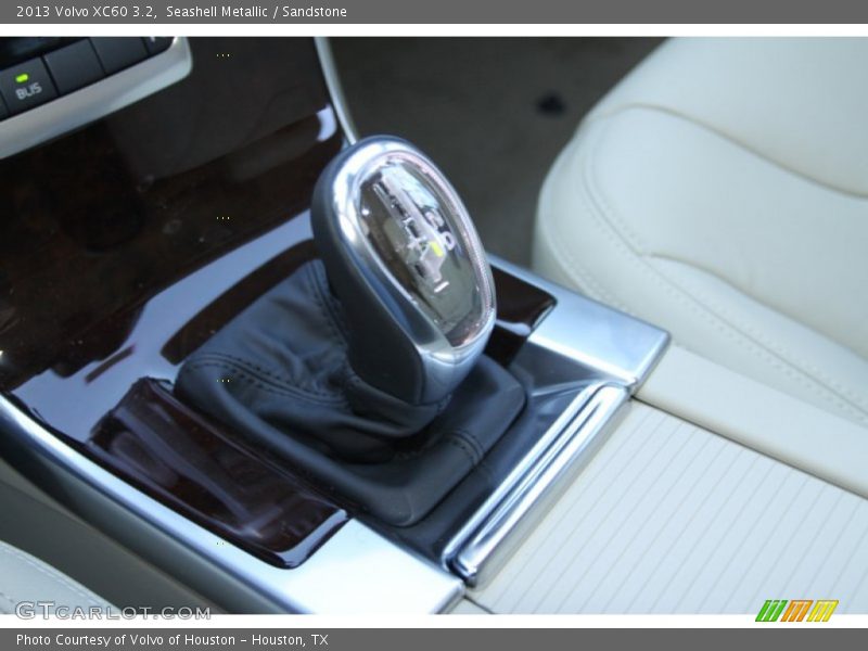 Seashell Metallic / Sandstone 2013 Volvo XC60 3.2