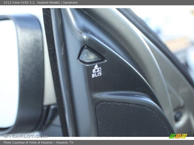 Seashell Metallic / Sandstone 2013 Volvo XC60 3.2