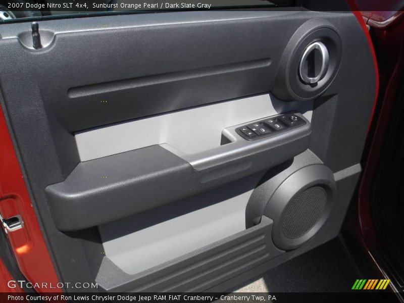 Sunburst Orange Pearl / Dark Slate Gray 2007 Dodge Nitro SLT 4x4