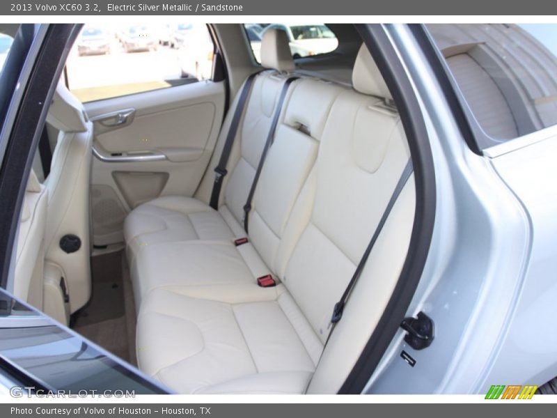 Electric Silver Metallic / Sandstone 2013 Volvo XC60 3.2