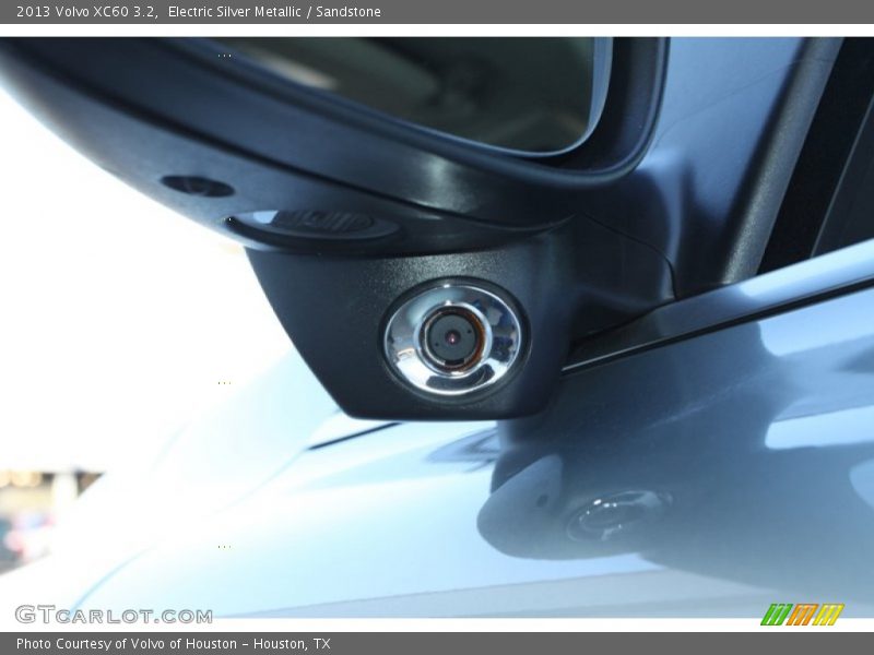 Electric Silver Metallic / Sandstone 2013 Volvo XC60 3.2