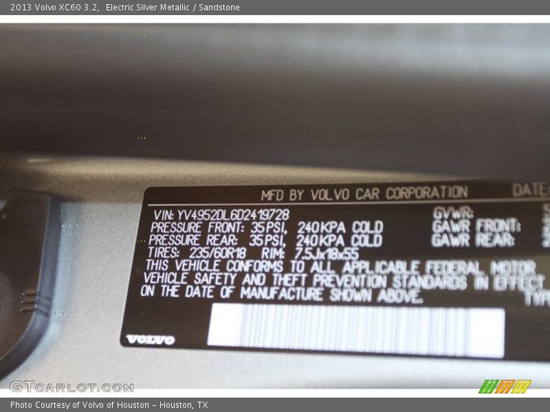 Electric Silver Metallic / Sandstone 2013 Volvo XC60 3.2