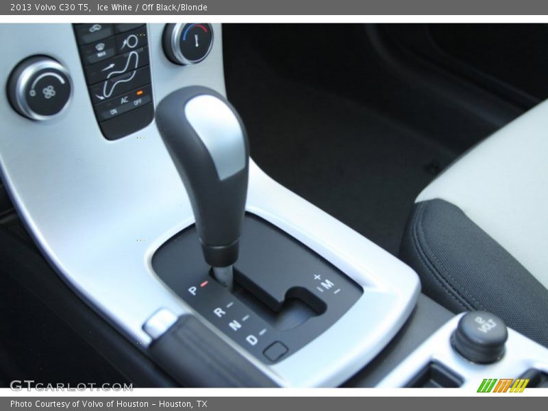 Ice White / Off Black/Blonde 2013 Volvo C30 T5