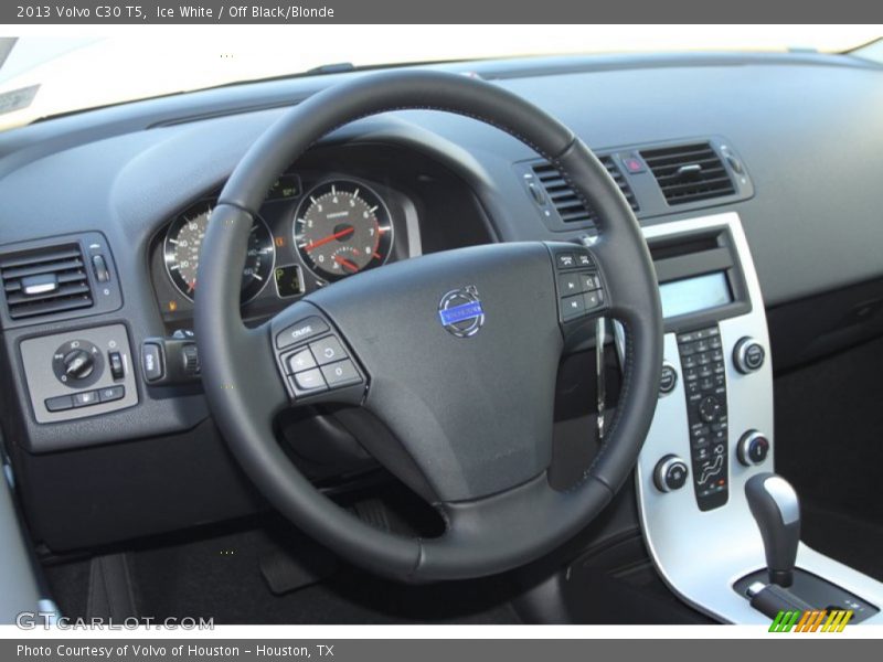 Ice White / Off Black/Blonde 2013 Volvo C30 T5