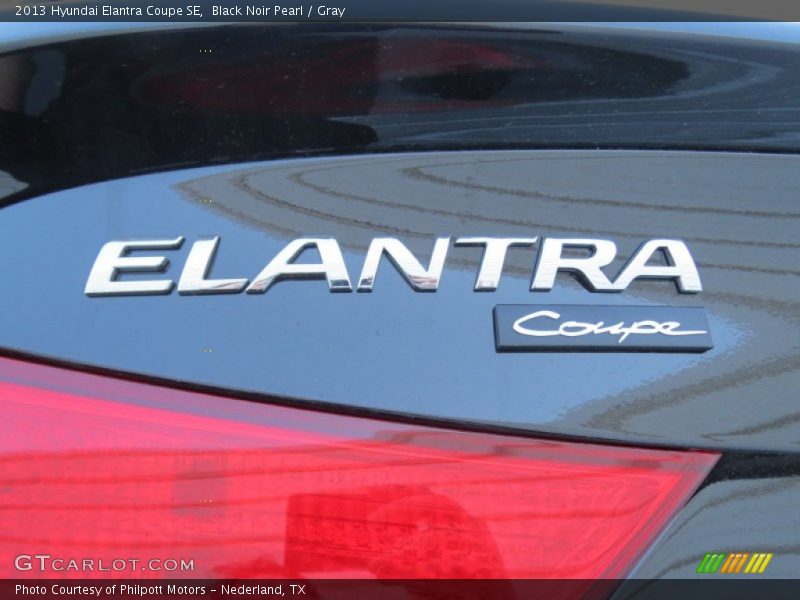 Black Noir Pearl / Gray 2013 Hyundai Elantra Coupe SE