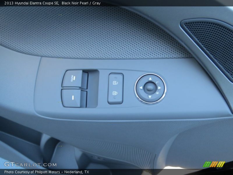 Black Noir Pearl / Gray 2013 Hyundai Elantra Coupe SE