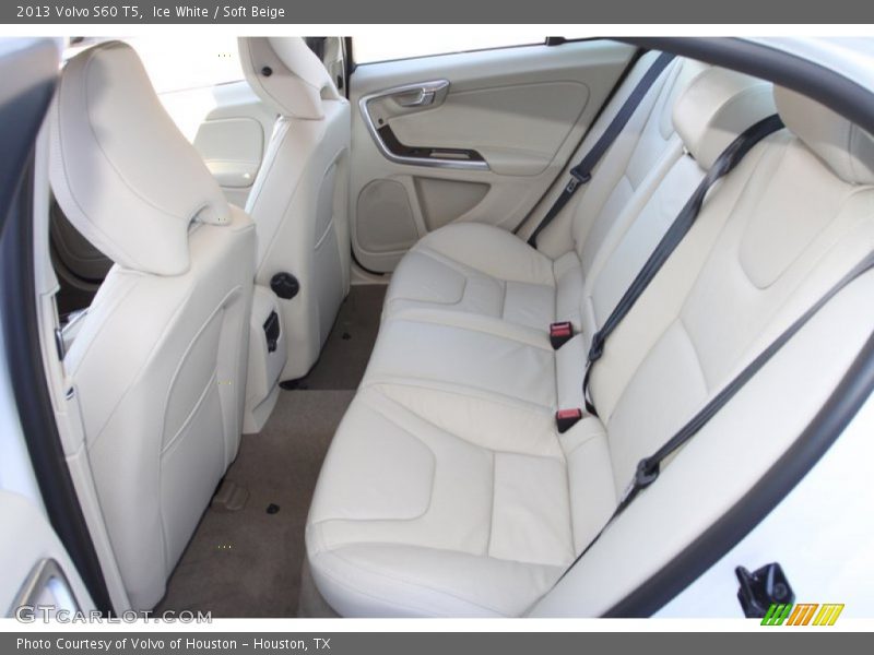 Ice White / Soft Beige 2013 Volvo S60 T5