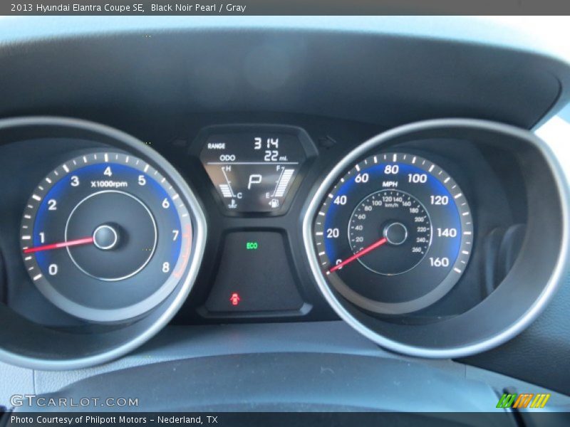 Black Noir Pearl / Gray 2013 Hyundai Elantra Coupe SE
