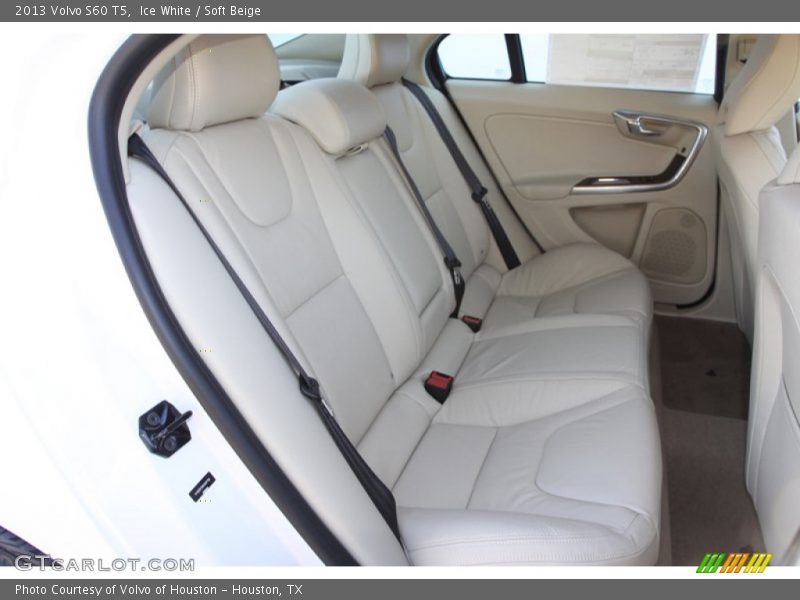 Ice White / Soft Beige 2013 Volvo S60 T5