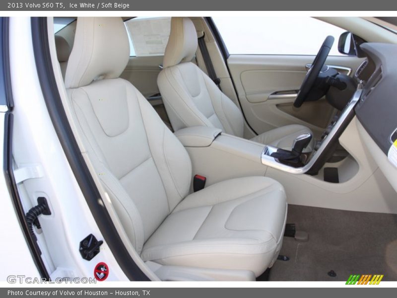 Ice White / Soft Beige 2013 Volvo S60 T5