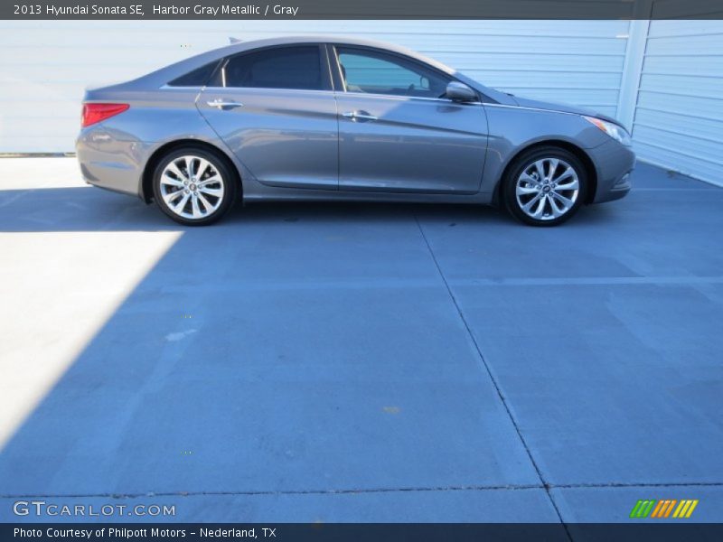 Harbor Gray Metallic / Gray 2013 Hyundai Sonata SE
