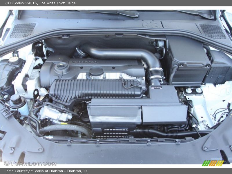 Ice White / Soft Beige 2013 Volvo S60 T5