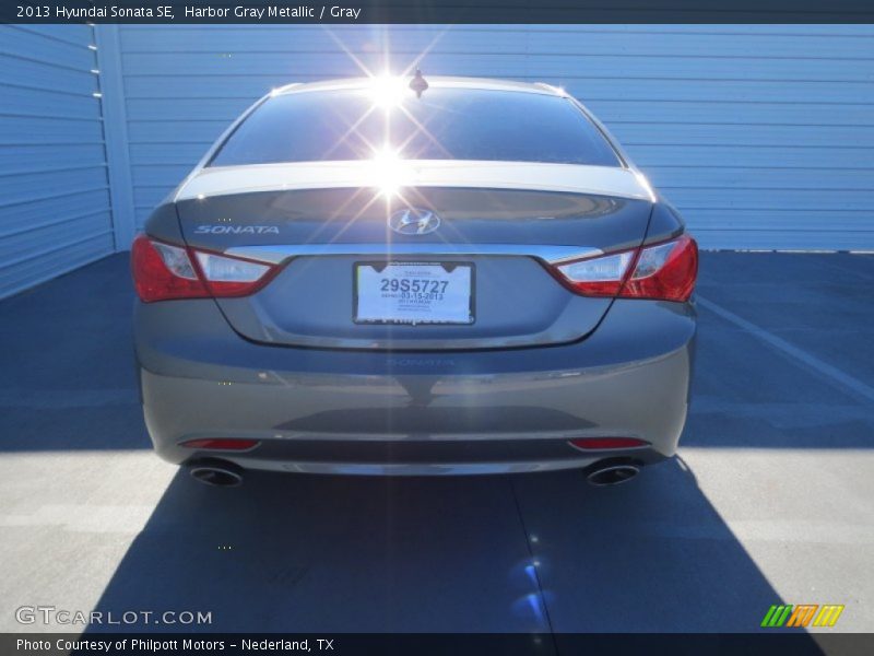 Harbor Gray Metallic / Gray 2013 Hyundai Sonata SE
