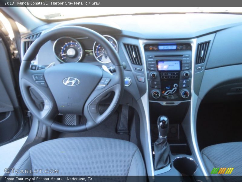 Harbor Gray Metallic / Gray 2013 Hyundai Sonata SE