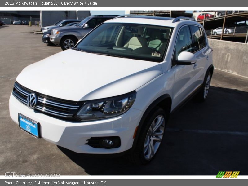 Candy White / Beige 2013 Volkswagen Tiguan SEL