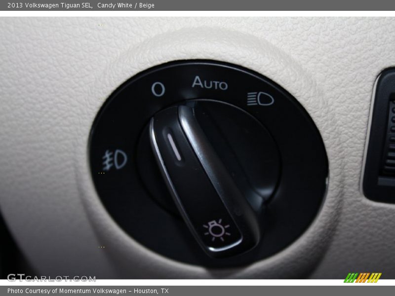 Candy White / Beige 2013 Volkswagen Tiguan SEL