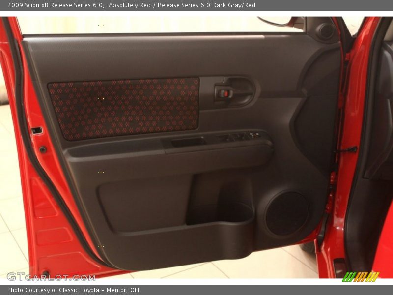 Door Panel of 2009 xB Release Series 6.0