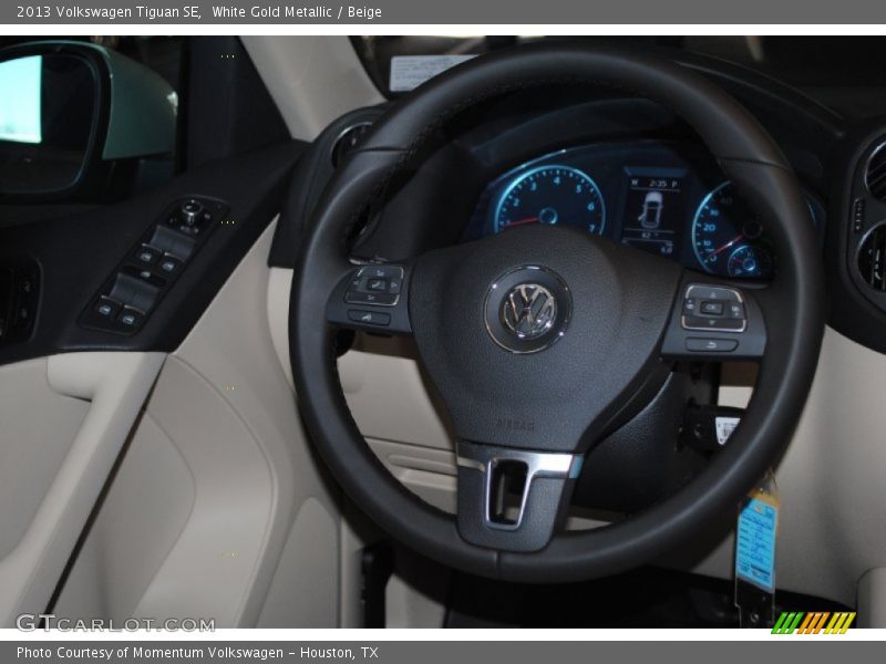 White Gold Metallic / Beige 2013 Volkswagen Tiguan SE