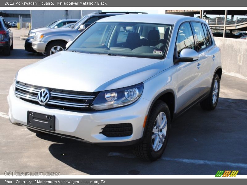 Reflex Silver Metallic / Black 2013 Volkswagen Tiguan S