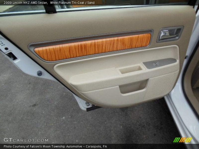 White Platinum Tri-Coat / Sand 2009 Lincoln MKZ AWD Sedan